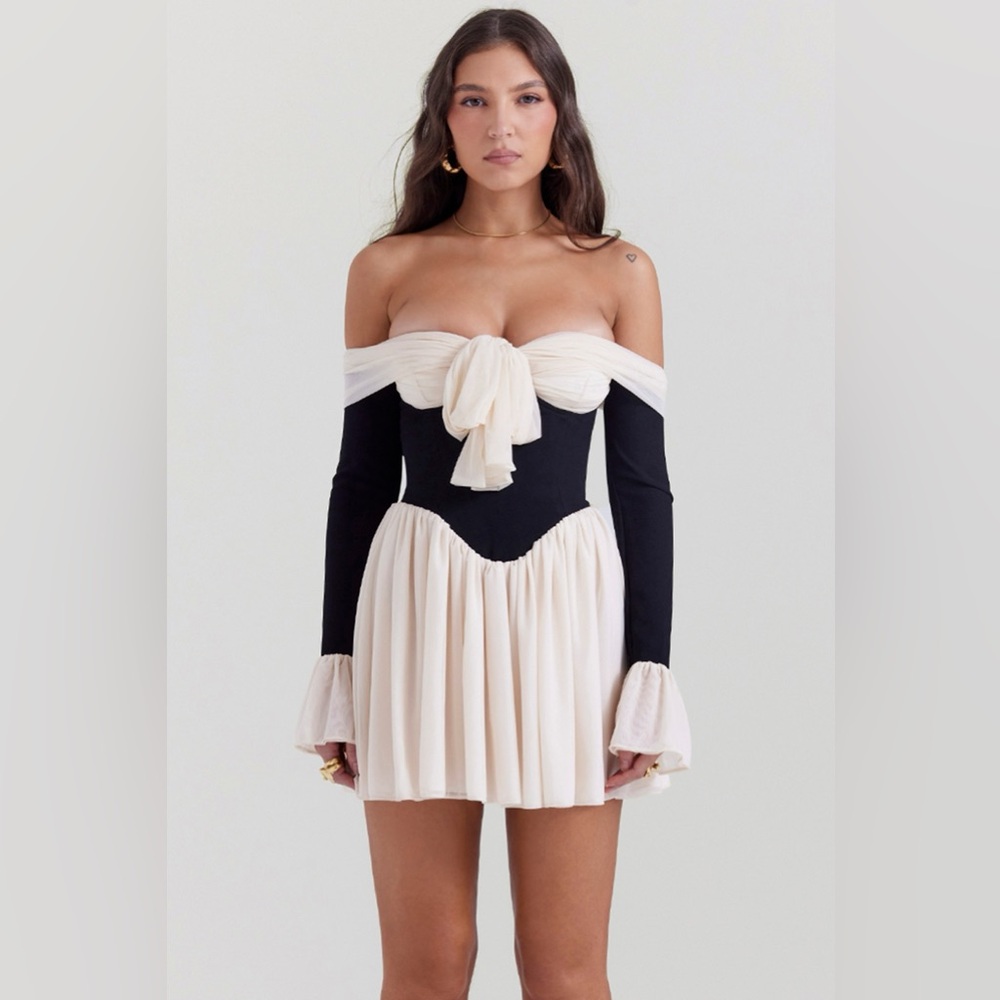 NWOT House of CB ALANA Black & Cream Off Shoulder Dress